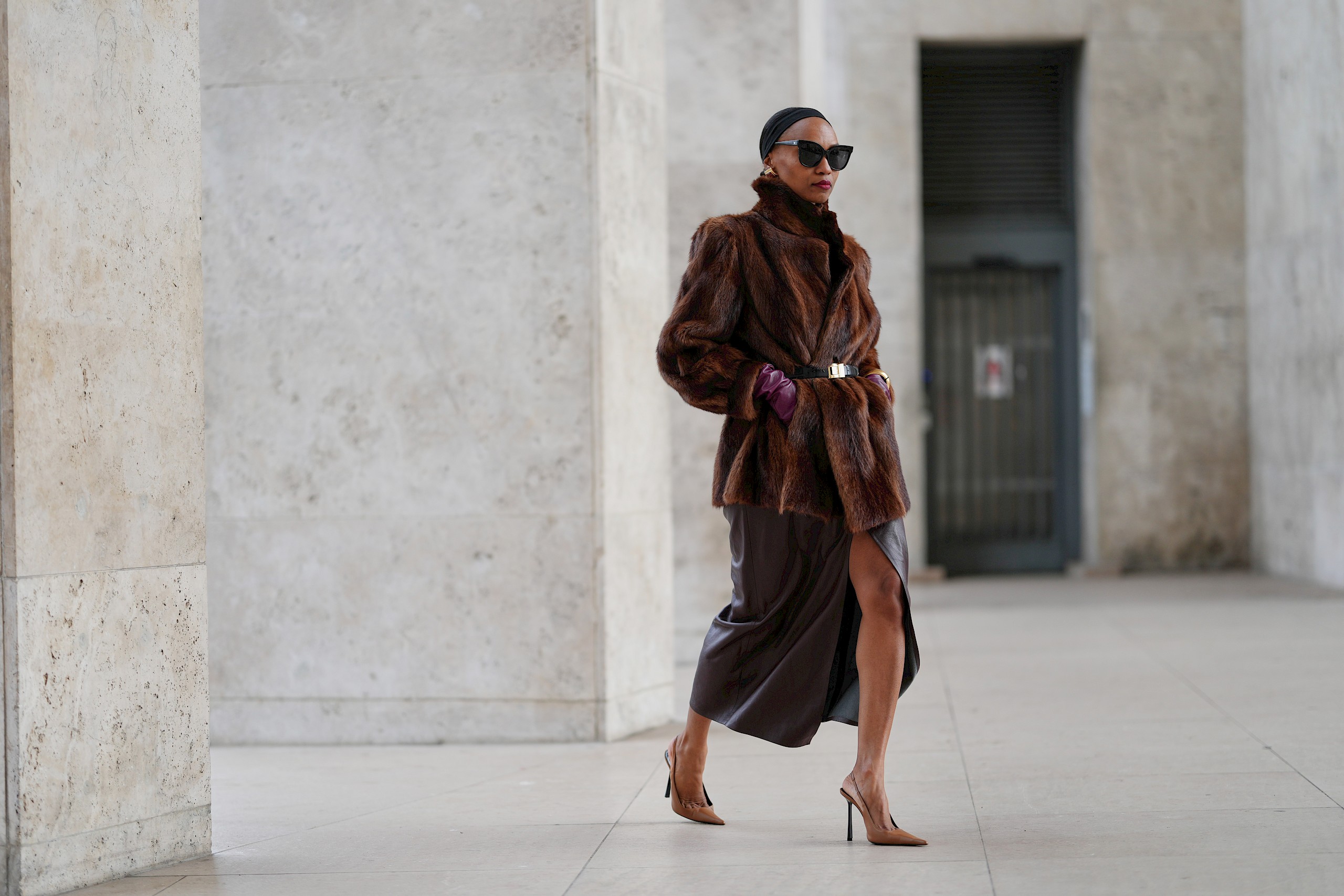 A 2026-os tavasz és nyár legnagyobb trendje: a színes bőrszoknya