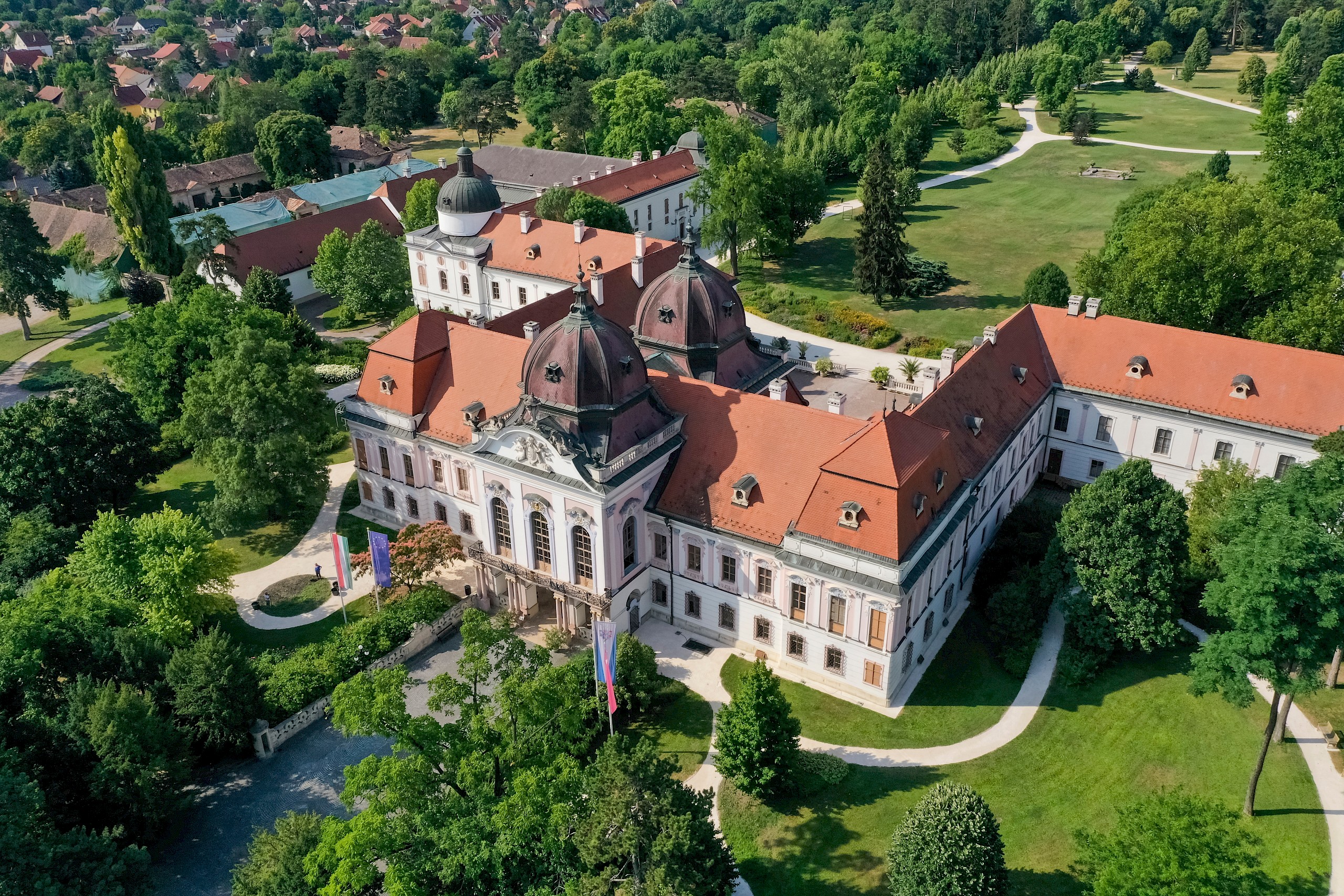 5 magyar kastélypark, ahová tavasszal érdemes ellátogatni