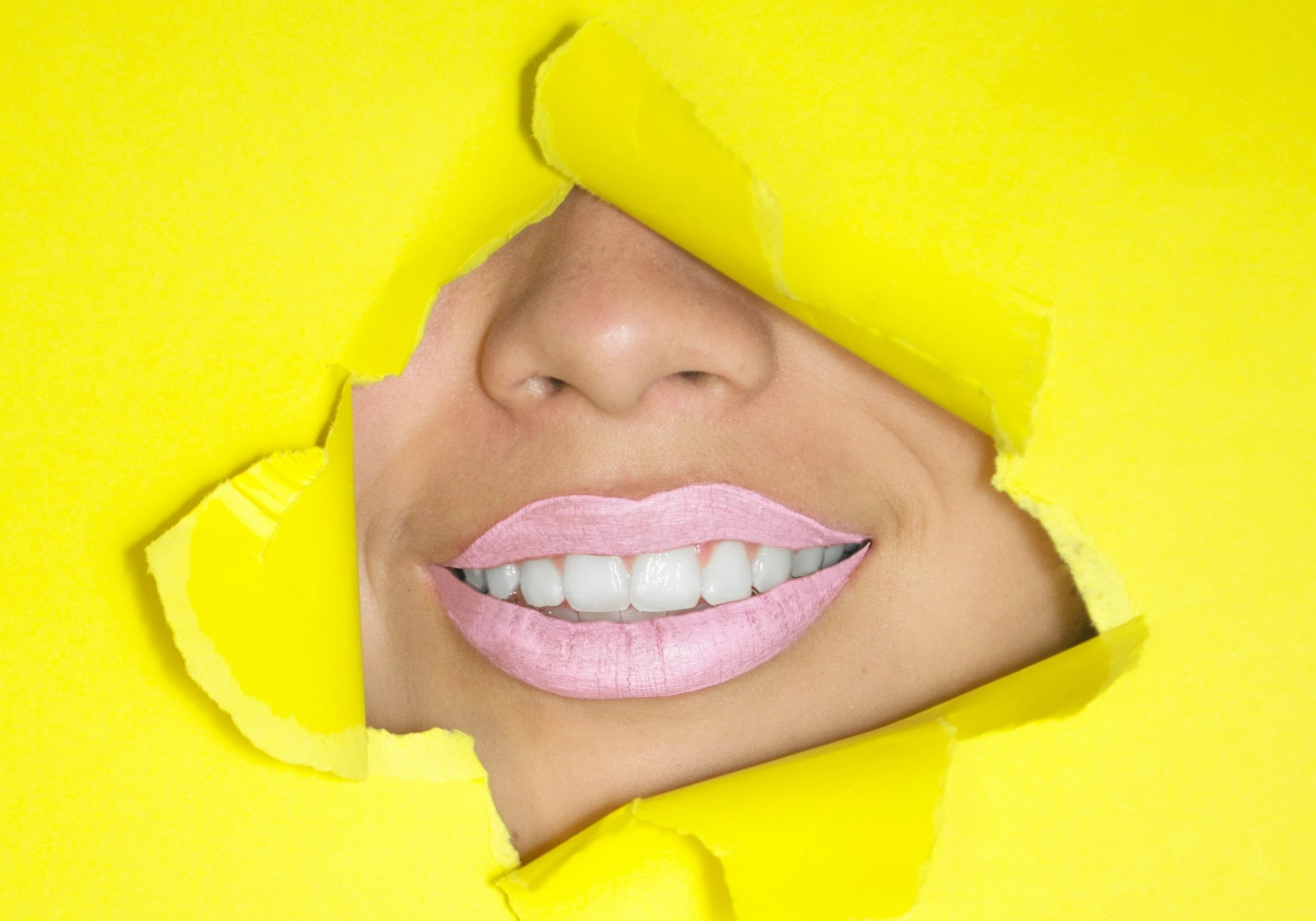 4 trükk, amivel fehéren tarthatod a fogaidat