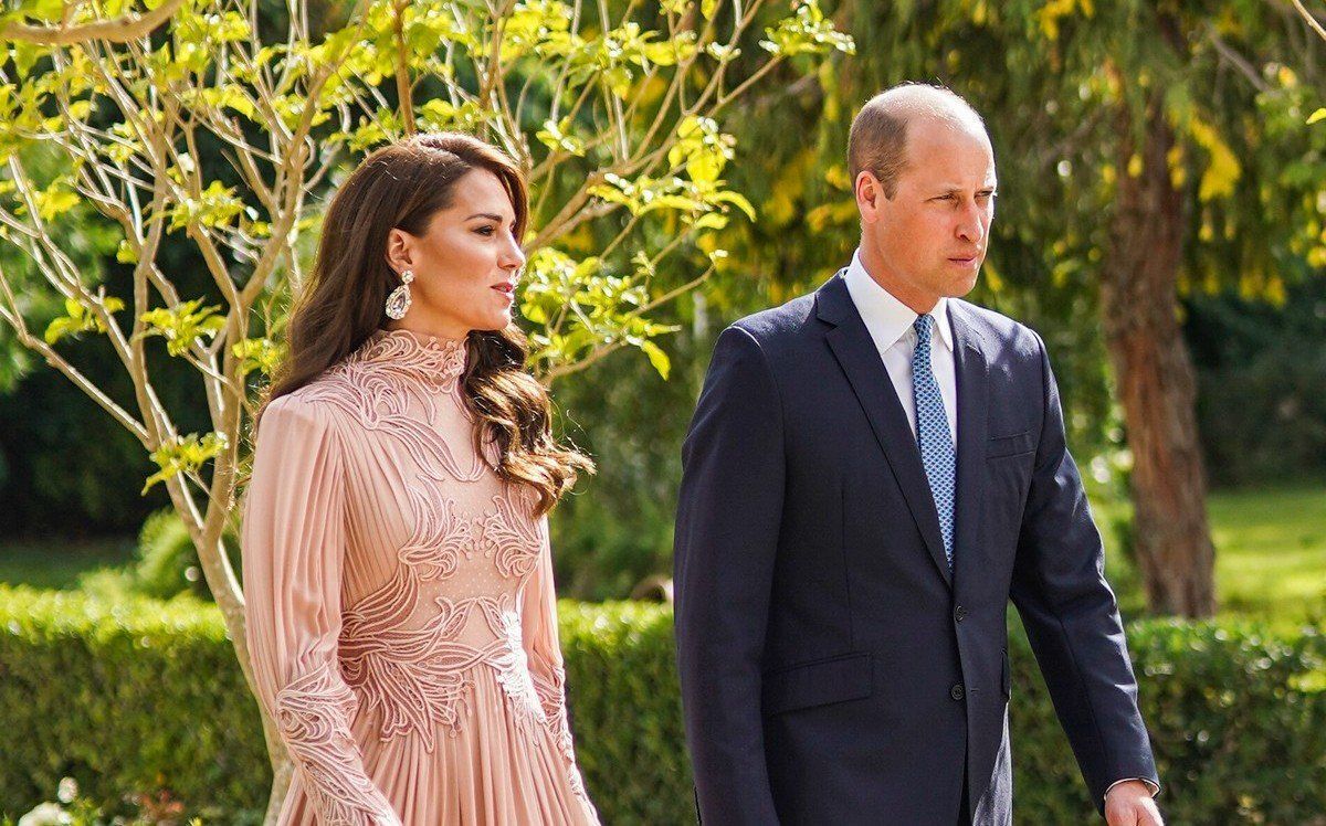 Gólyahír a királyi családban − örül a walesi hercegi pár