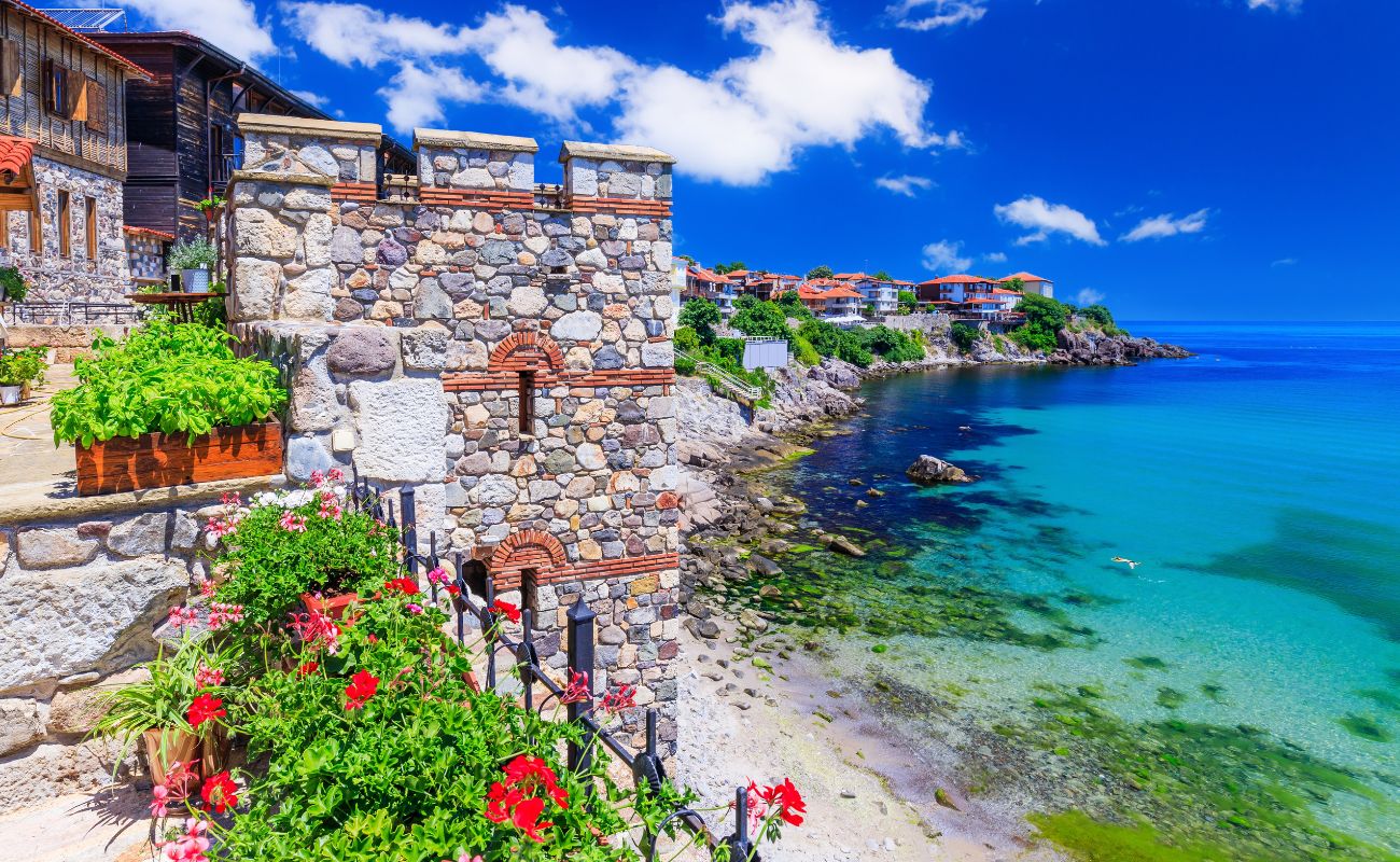 Ez az európai úti cél az Amalfi-part hangulatát hozza – jóval kevesebb turistával