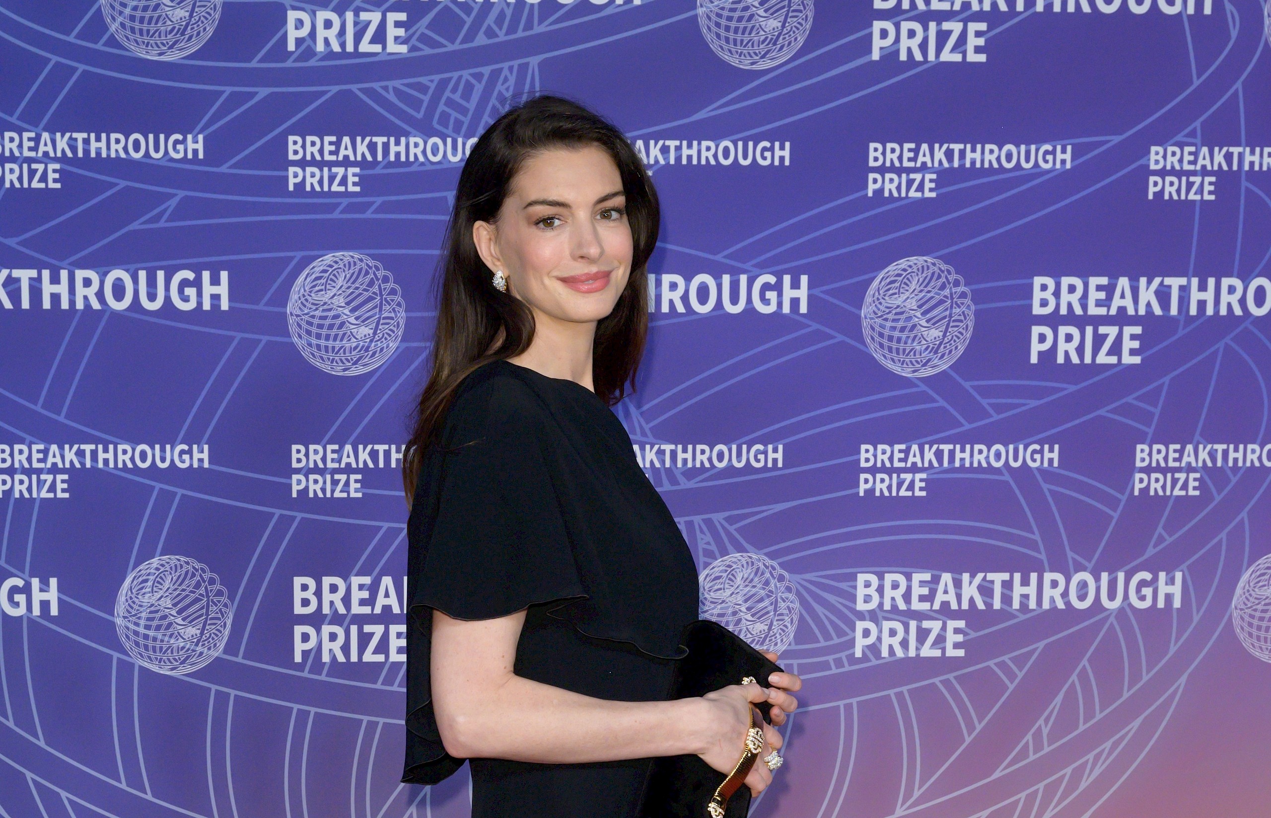 Anne Hathaway kedvenc táskája meglepően elérhető áron kapható