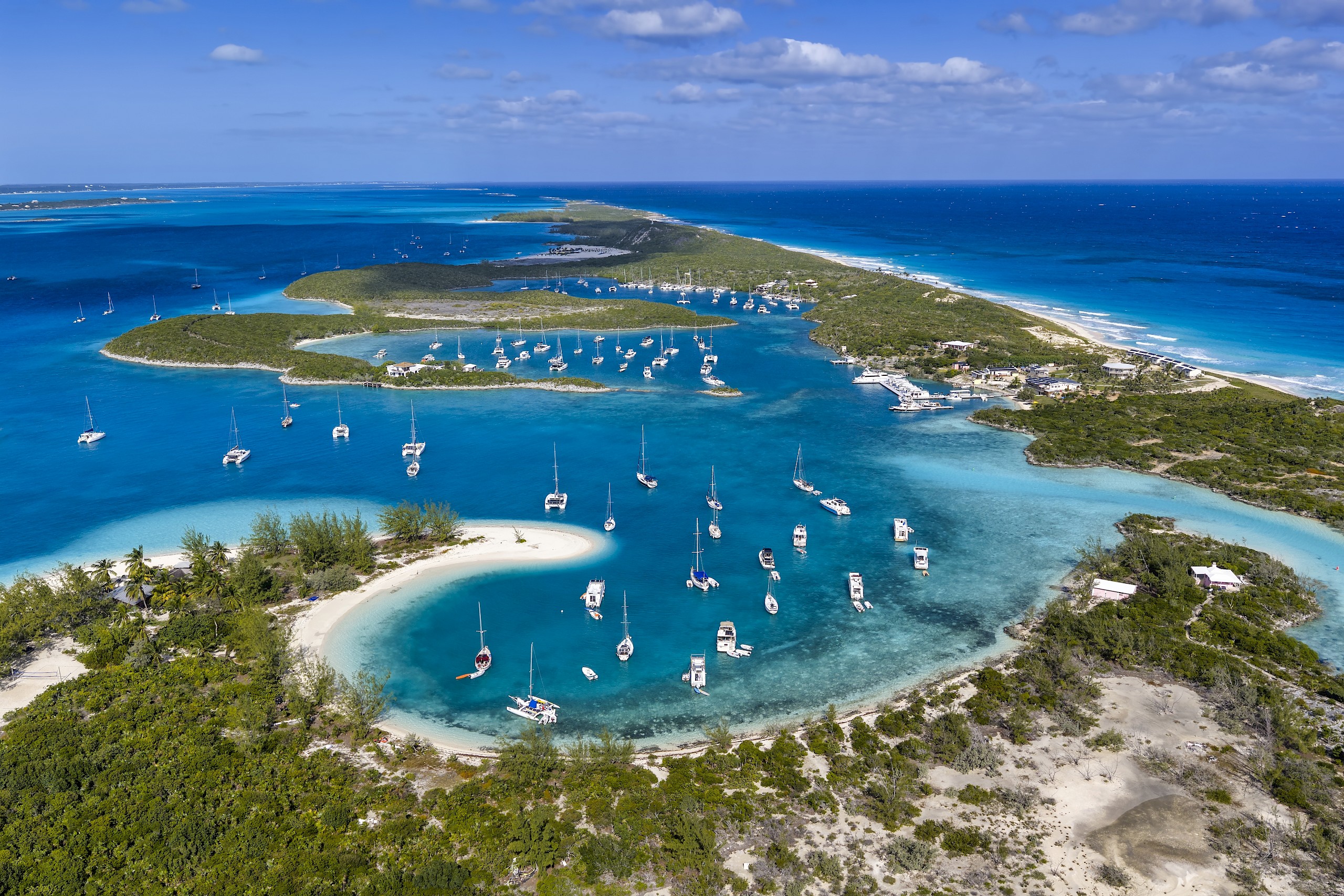 Már májusban 30 fokkal vár ez a szigetcsoport – és könnyebb eljutni, mint gondolnánk