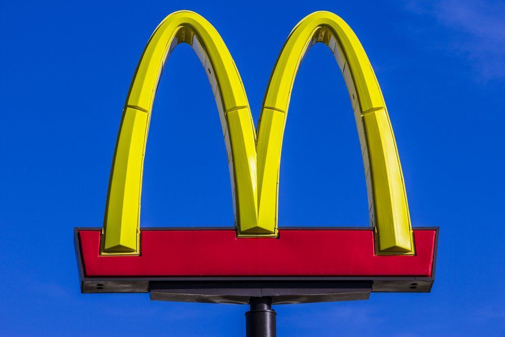 Vegán fagylaltot tesztel a McDonald's