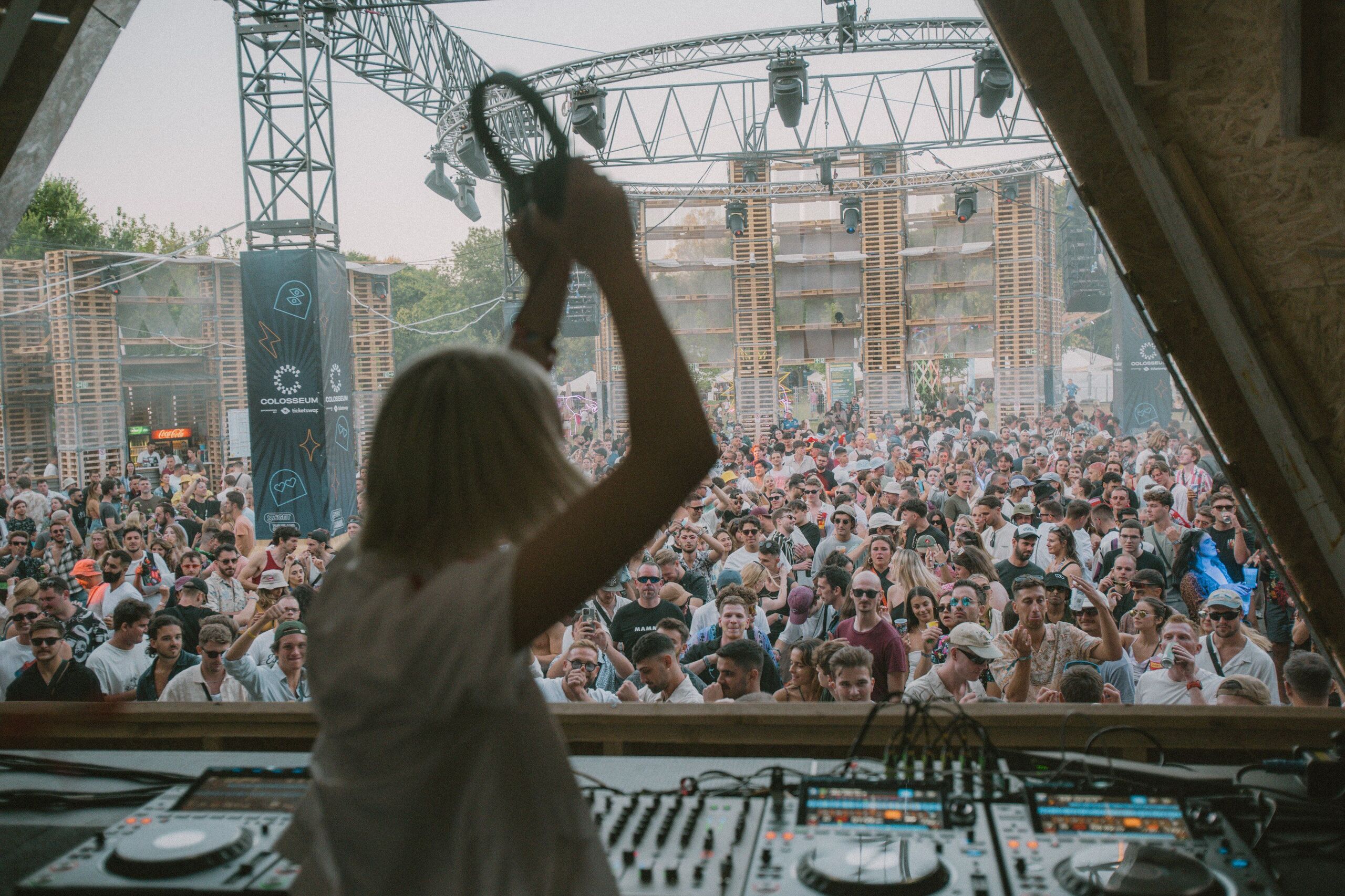 ​Európa egyik legkülönlegesebb elektronikus zenei helyszíne lesz a Yettel Colosseum a Szigeten
