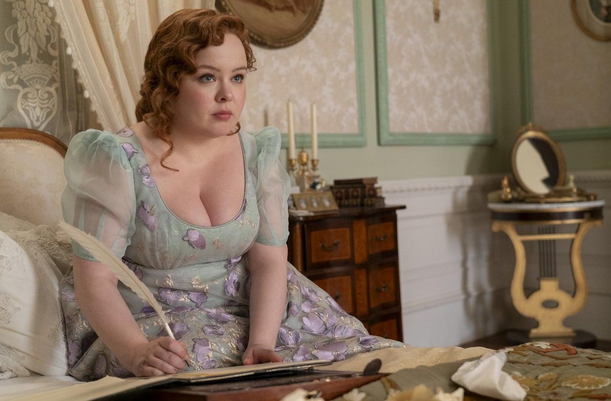 A Bridgerton sztárja visszavágott a testszégyenítő megjegyzésre