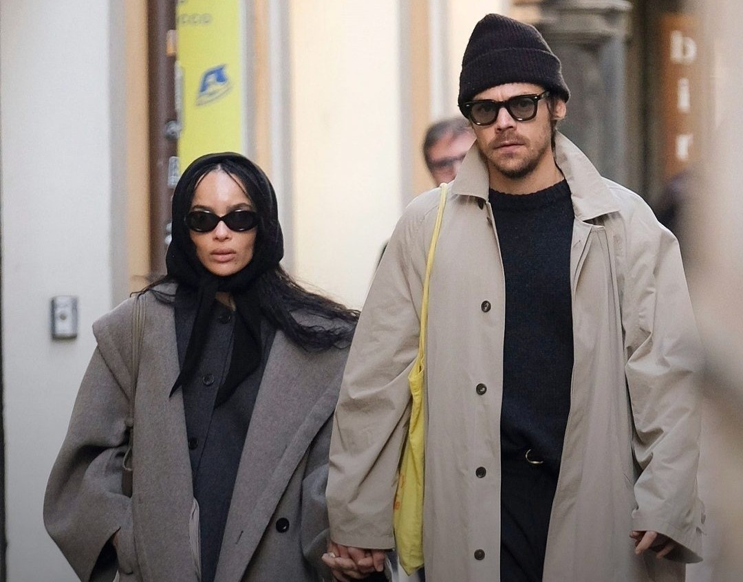Eljegyezte egymást Zoë Kravitz és Harry Styles – egy gyűrű buktatta le őket