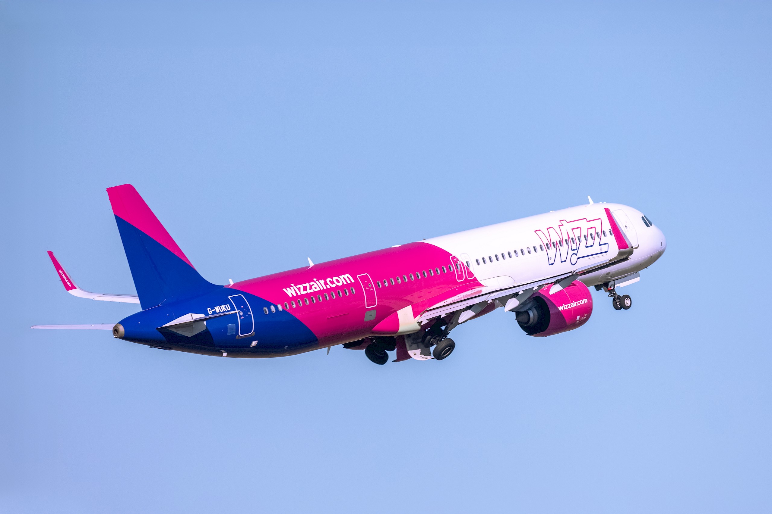 Így védekezik a magyarok kedvenc légitársasága az emelkedő üzemanyagárak ellen