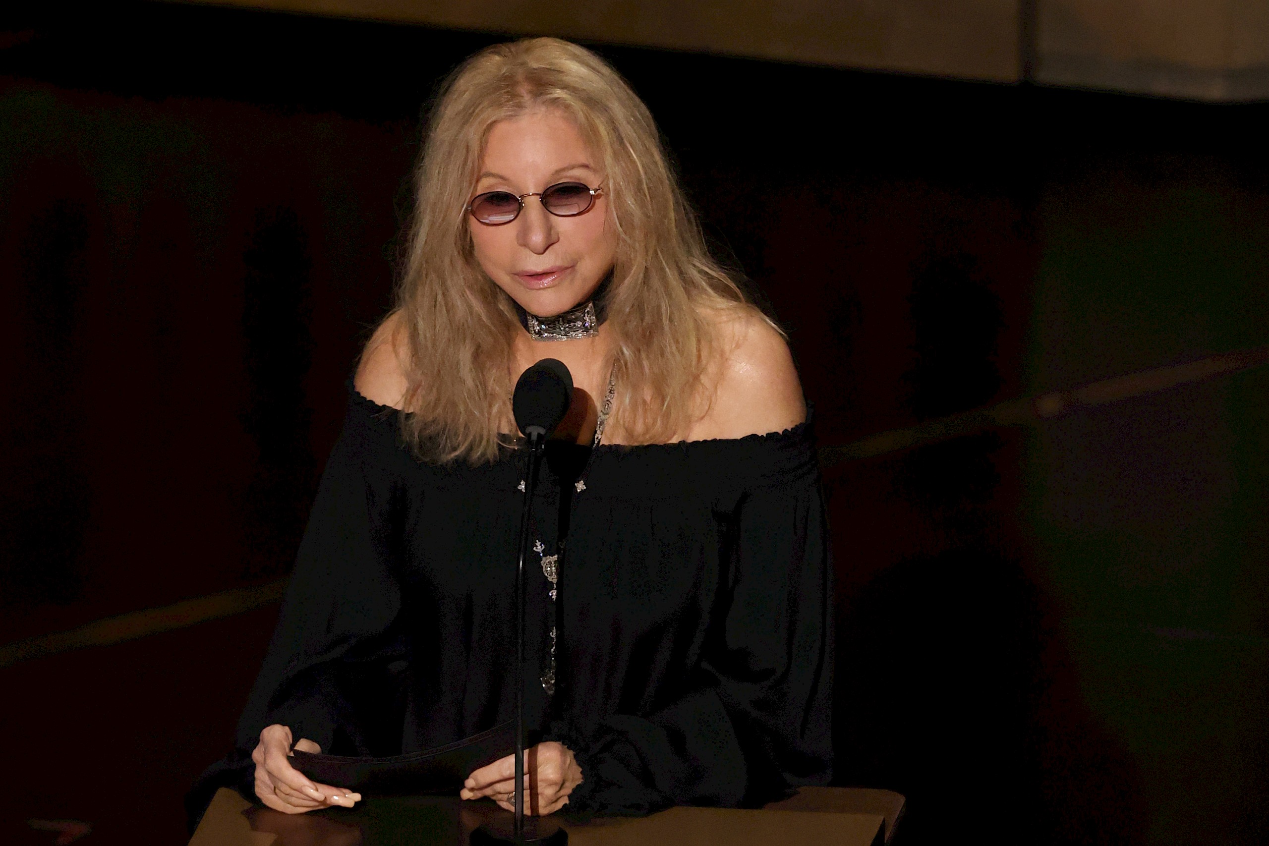 Barbra Streisand sérülés miatt nem veszi át személyesen az Arany Pálmát Cannes-ban