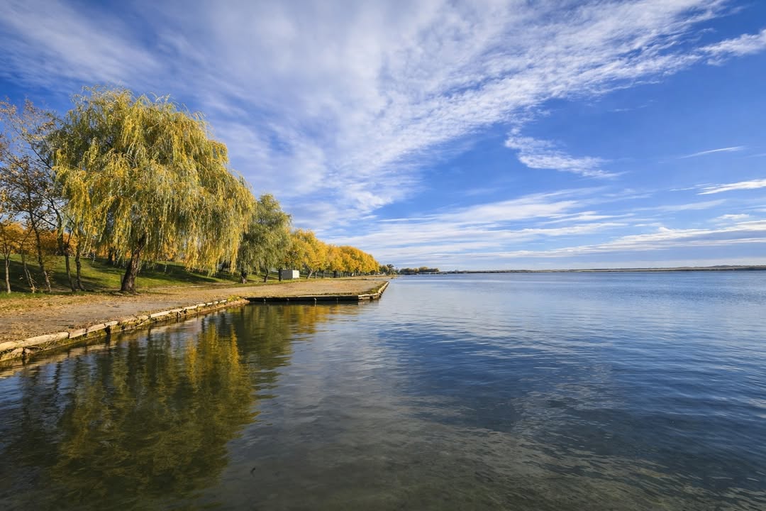 5 mesés hazai strand, ahol idén nyáron kötelező csobbanni egyet