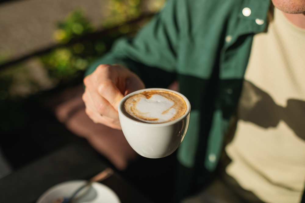 Ezért hat ránk teljesen másképp a teában található koffein, mint a kávéban található