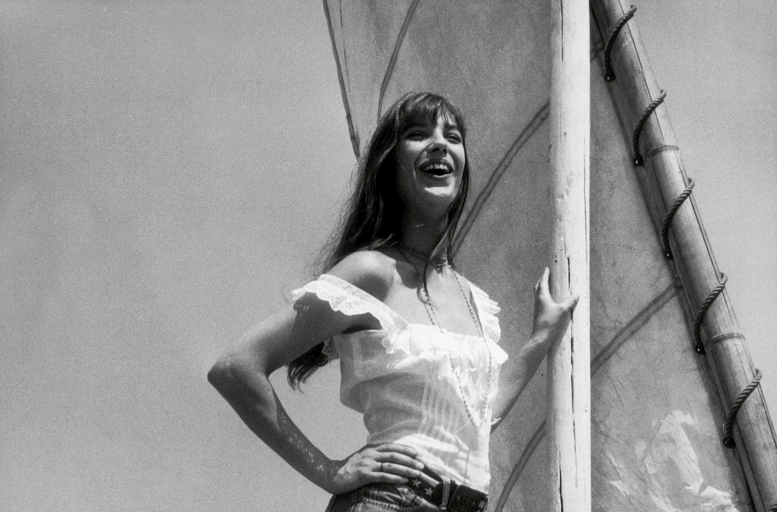 Jane Birkin 6 nyári stílustrükkje, ami ma is hibátlanul működik
