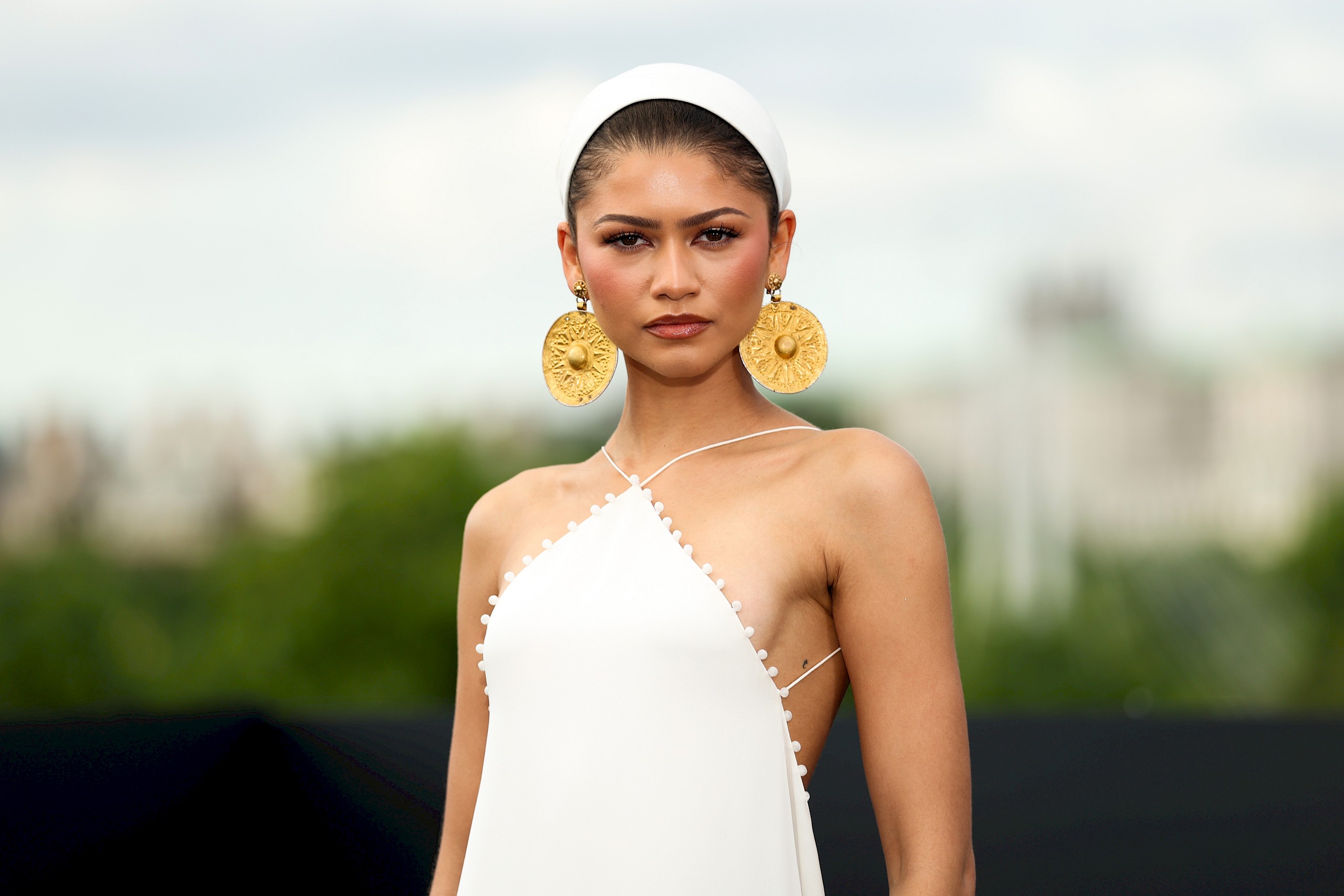 Zendaya mindenkit lepipált: szexi, szoborszerű ruhában lépett a vörös szőnyegre