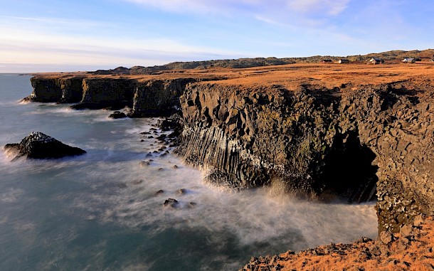 LEOCHEN66/Shutterstock