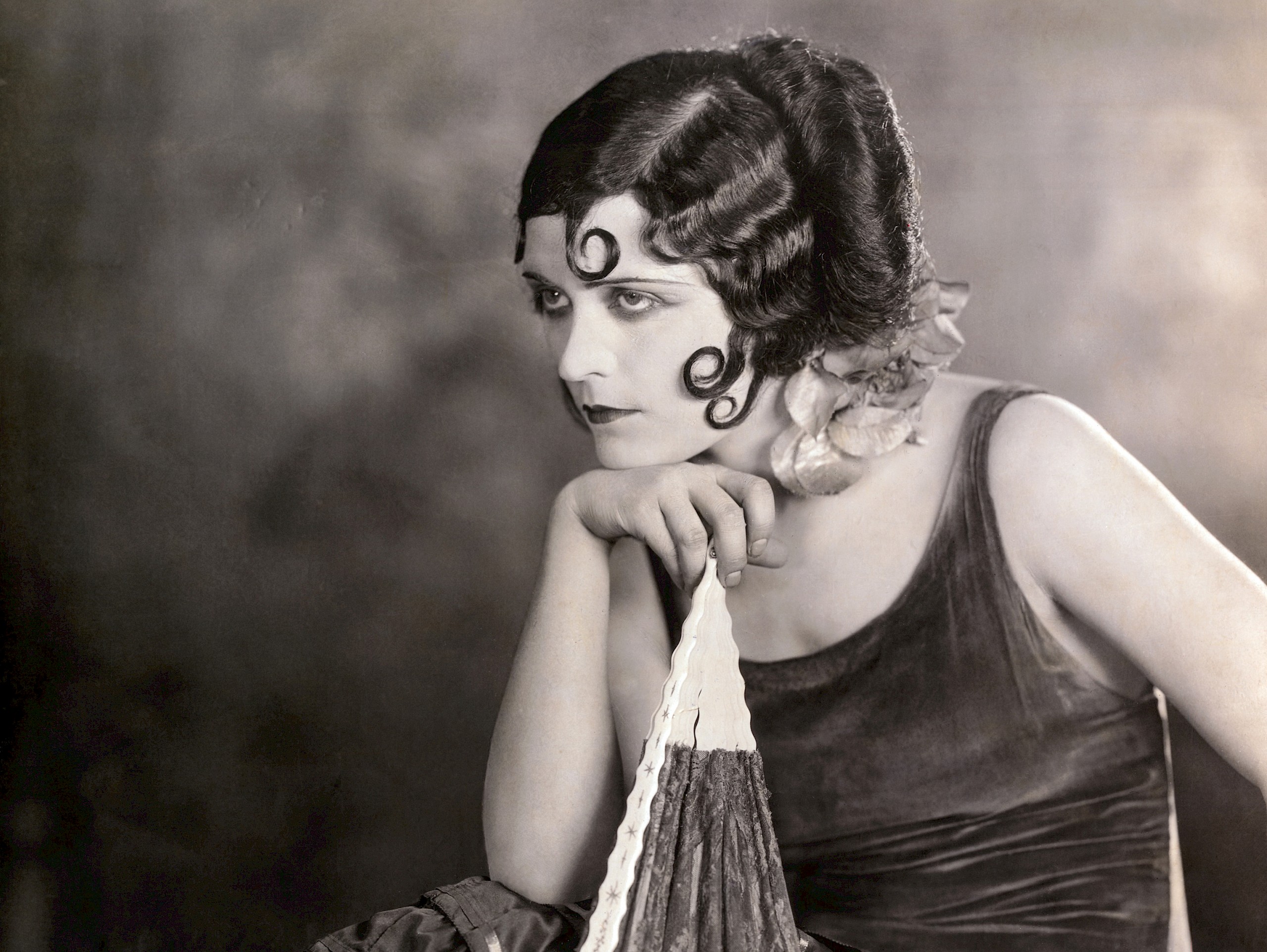 Hollywood első végzet asszonya: Chaplin és Valentino is odavolt érte, mégis tragikus sorsra jutott