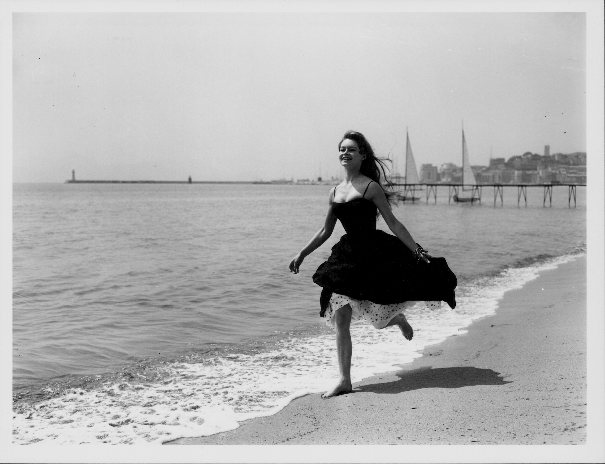8 ritka nyári fotó Brigitte Bardot-ról, aki maga volt a francia elegancia