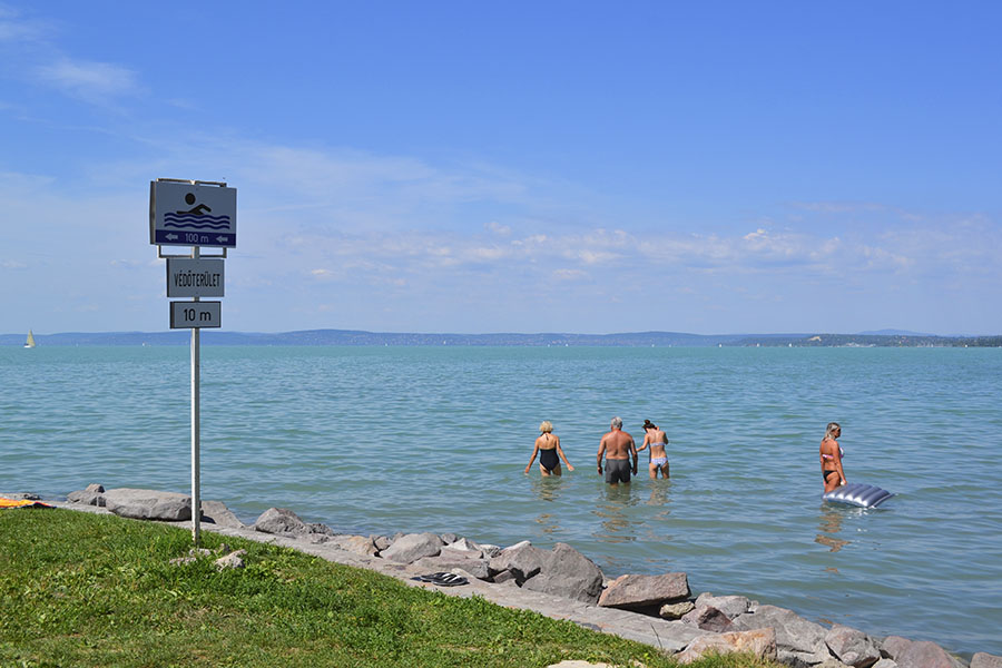 6 ingyenes balatoni strand, ahol augusztusban megéri csobbanni egyet