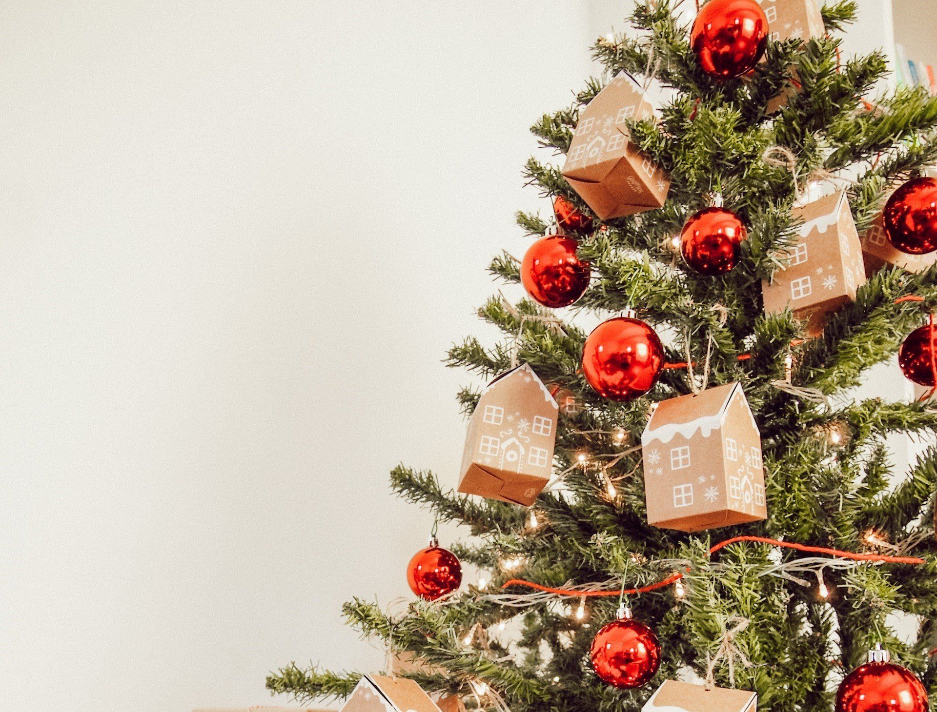 Óriási kockázatot jelent, ha megtartod a fát az ünnepek után