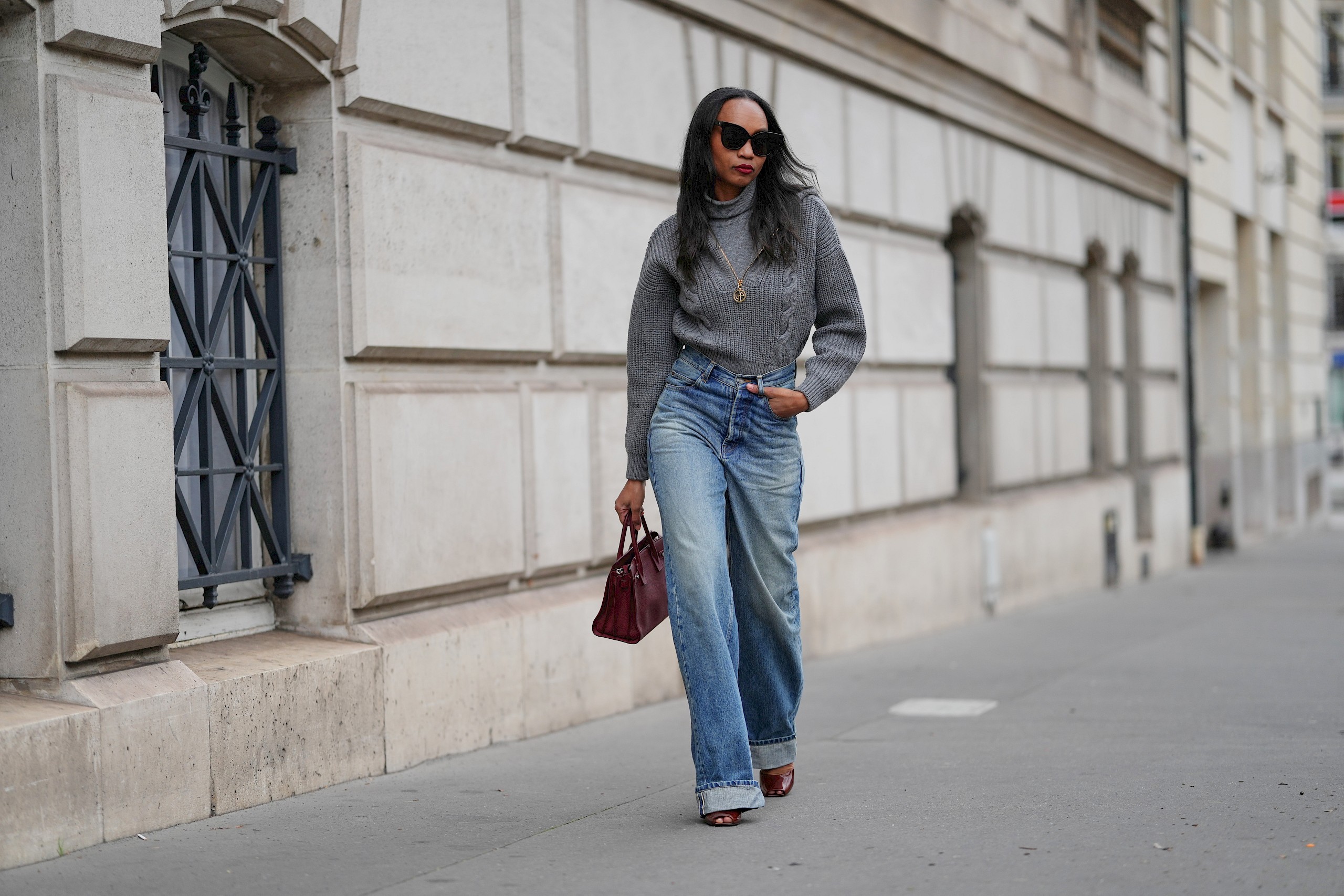 A stylistok már tudják, milyen farmert viselünk ősszel – ez a 4 trend lesz a befutó