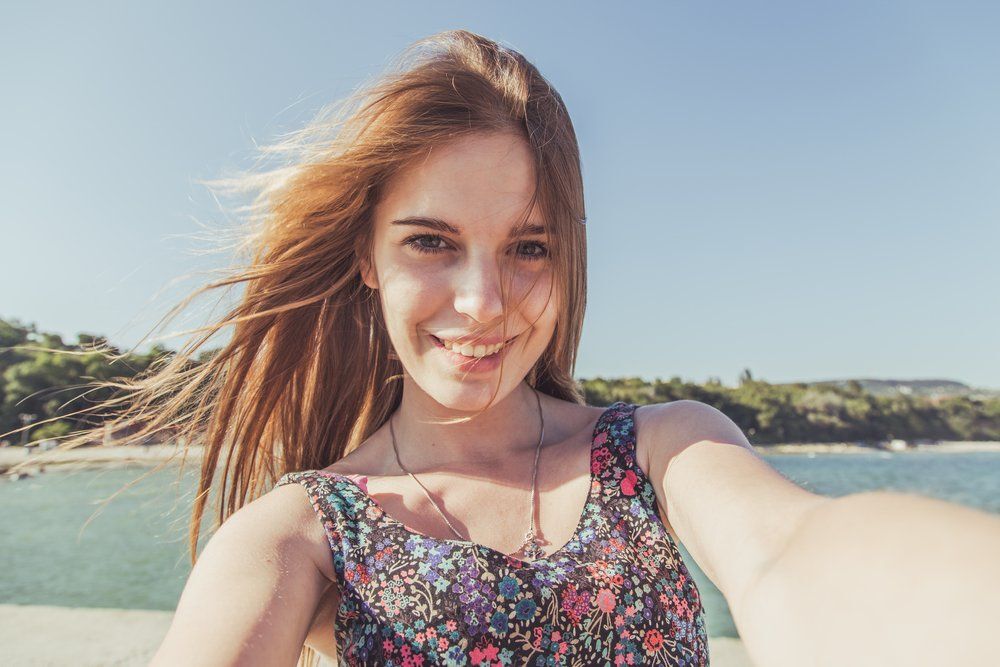 Nem mosolyogsz a fotókon? A  Google új telefonja kijavítja