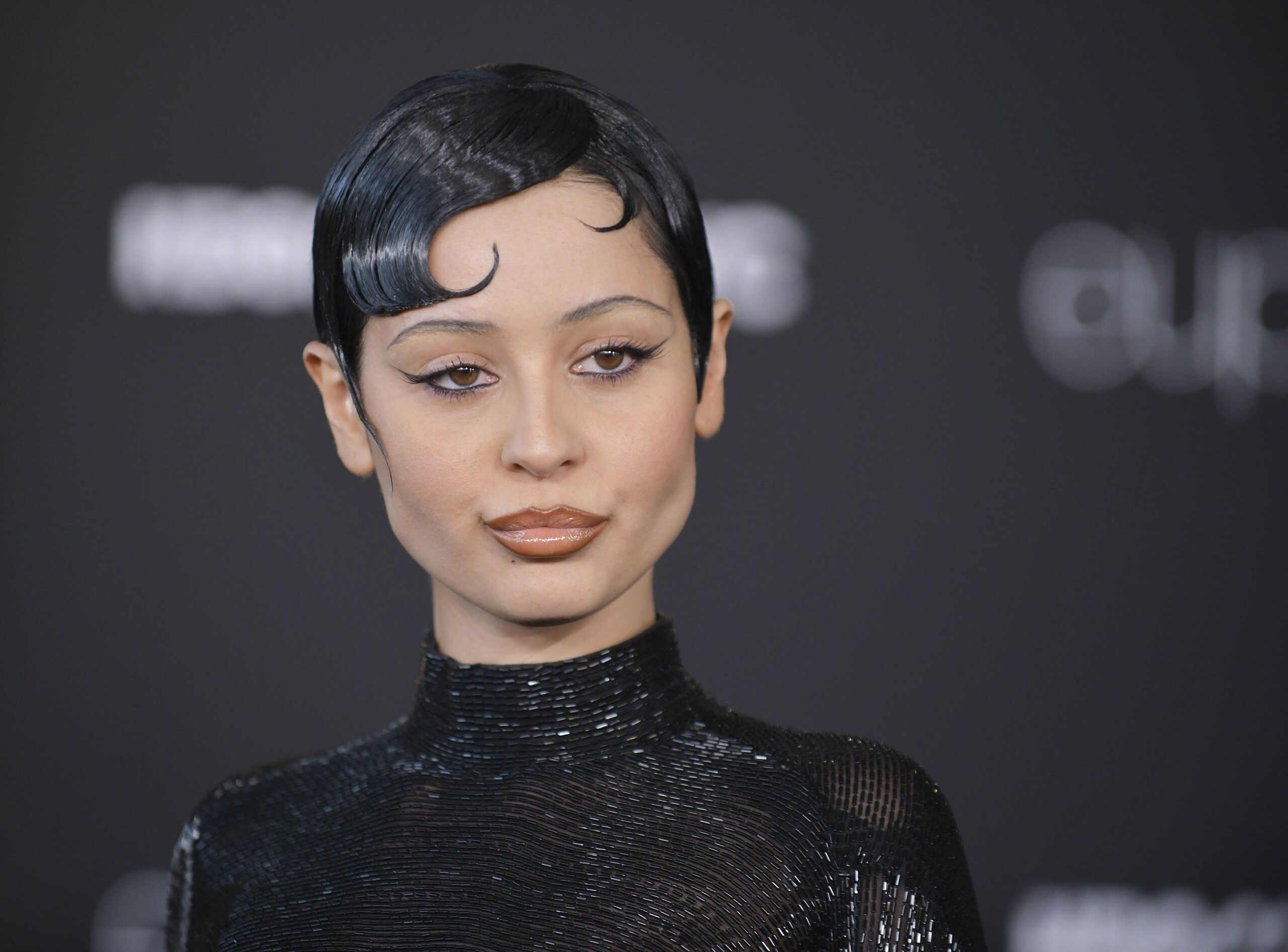 ​A „gonosz” smink az új szépségtrend – te bevállalod?