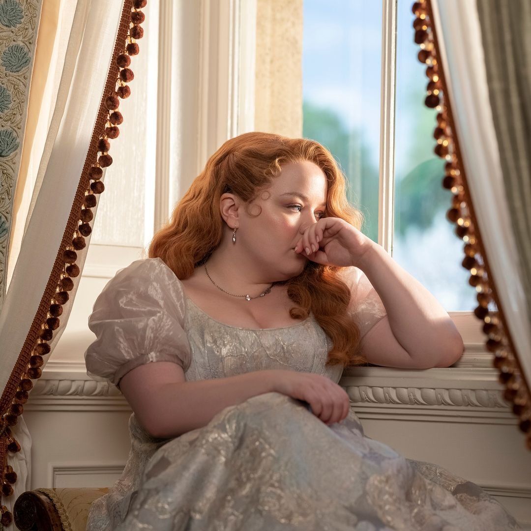 Itt vannak az első képek a Bridgerton család 3. évadáról